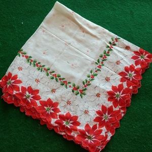 Women's vintage handkerchief hanky poinsettia